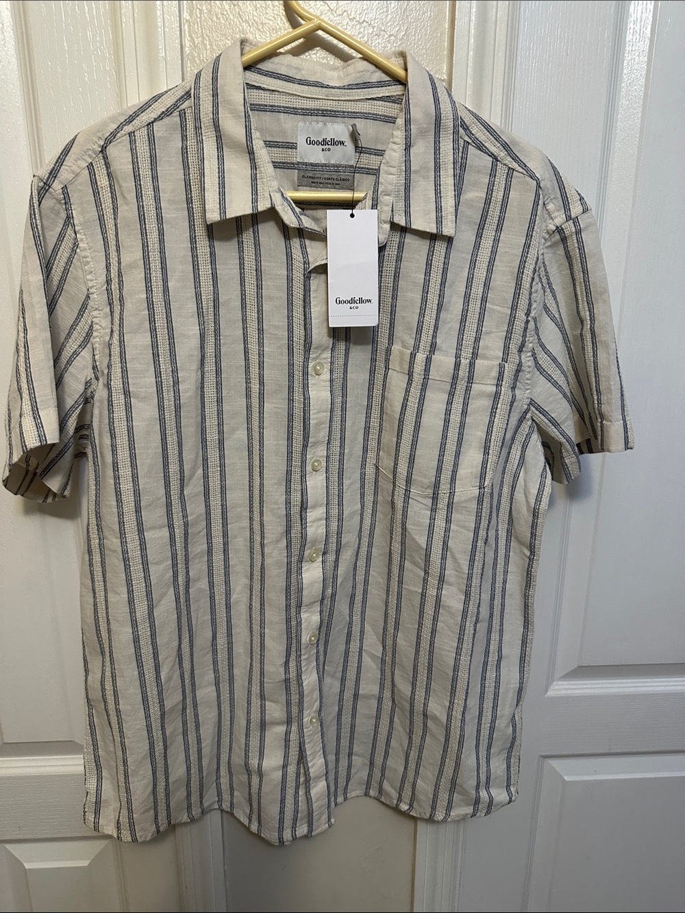 Goodfellow & Co Men’s Short-Sleeve Striped Button-Down Shirt — Cream & Navy